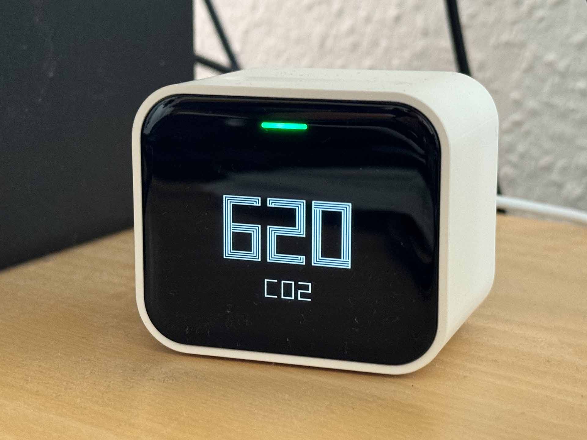 Qingping Air Monitor Light: Connected to InfluxDB in an Afternoon (feat. Docker)